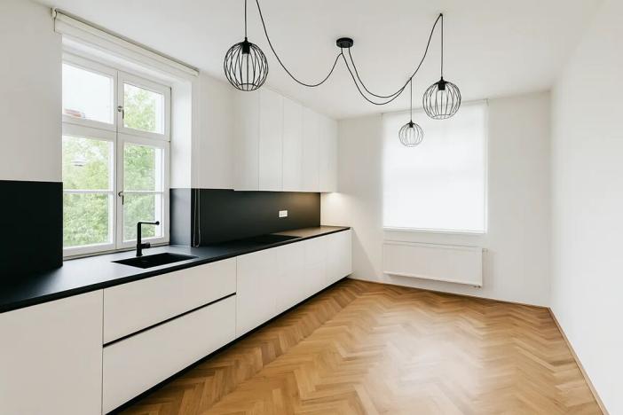 Pronájem bytu 3+1, Praha - Dejvice, 136 m2