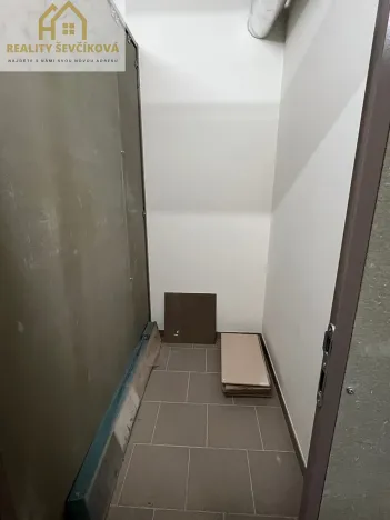 Pronájem bytu 1+kk, Hradec Králové, V Koutech, 35 m2