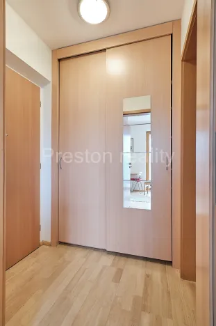 Pronájem bytu 1+kk, Praha - Vysočany, Za Lidovým domem, 27 m2