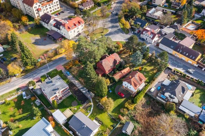 Prodej pozemku pro bydlení, Praha - Zličín, Hrozenkovská, 1647 m2