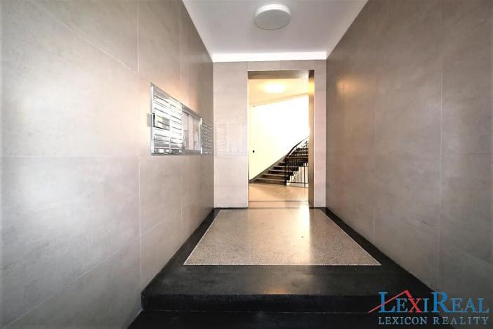 Pronájem bytu 2+kk, Praha - Libeň, Pod Čertovou skalou, 38 m2