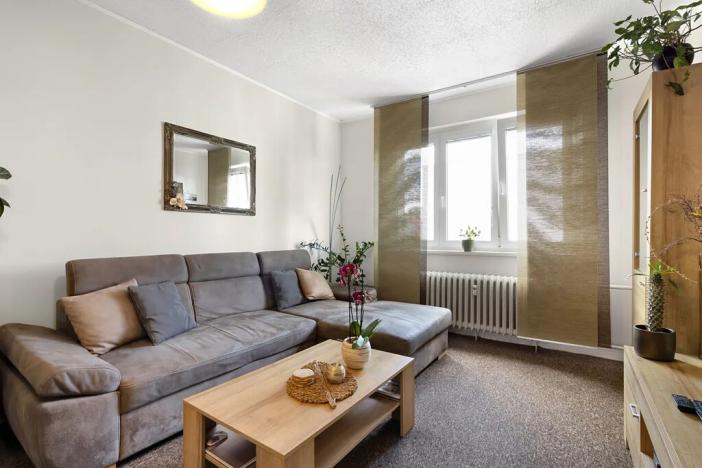 Pronájem bytu 2+1, Praha - Malešice, Bydžovského, 58 m2