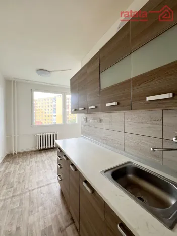 Pronájem bytu 2+1, Chomutov, Dřínovská, 60 m2