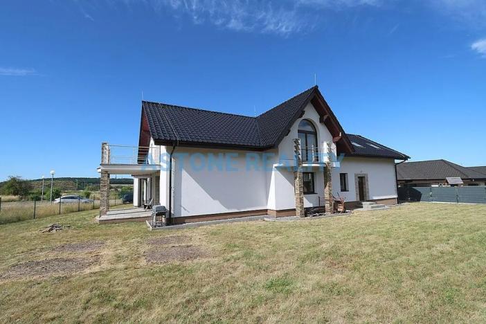 Pronájem rodinného domu, Trnová, 370 m2