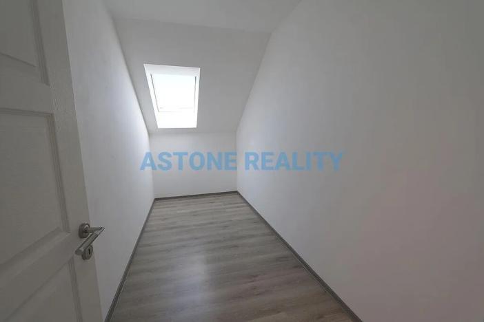 Pronájem rodinného domu, Trnová, 370 m2