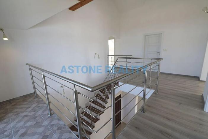 Pronájem rodinného domu, Trnová, 370 m2