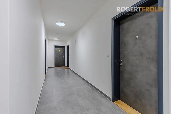Pronájem bytu 3+kk, Praha - Lysolaje, Lysolajské údolí, 77 m2