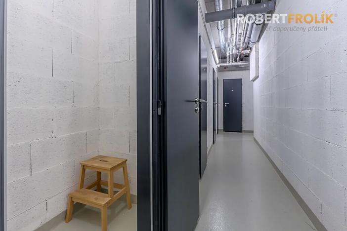 Pronájem bytu 3+kk, Praha - Lysolaje, Lysolajské údolí, 77 m2