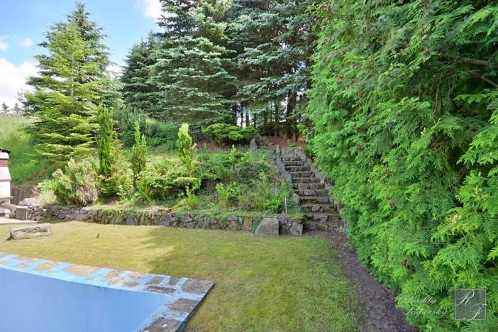 Prodej rodinného domu, Valkeřice, 270 m2