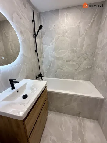 Pronájem bytu 3+kk, Ostrava, Závodní, 53 m2