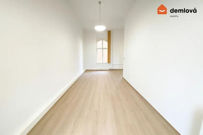 Pronájem kanceláře, Ostrava, Smetanovo náměstí, 59 m2