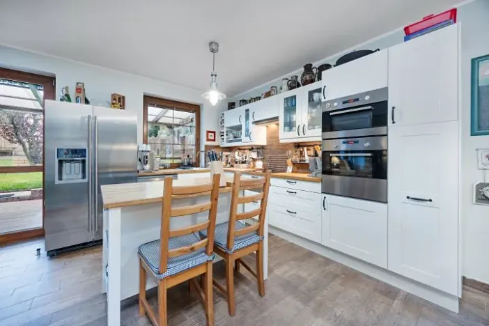 Prodej rodinného domu, Sulice, Rovná, 185 m2