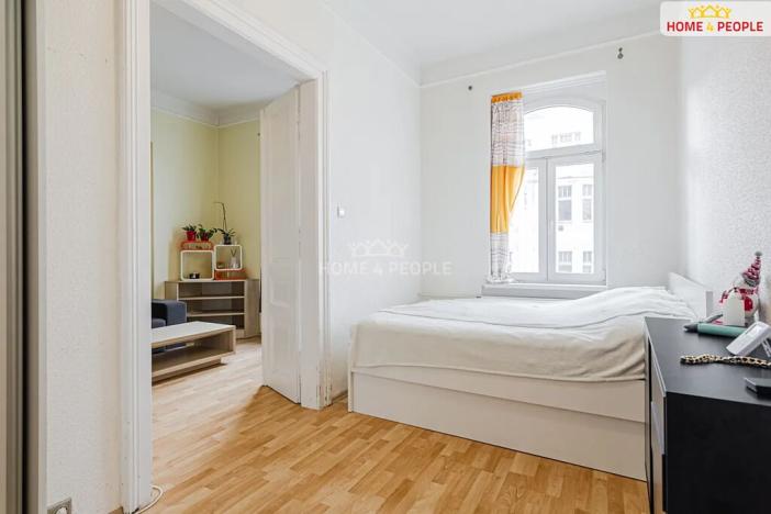 Prodej bytu 2+1, Karlovy Vary, Zeyerova, 52 m2