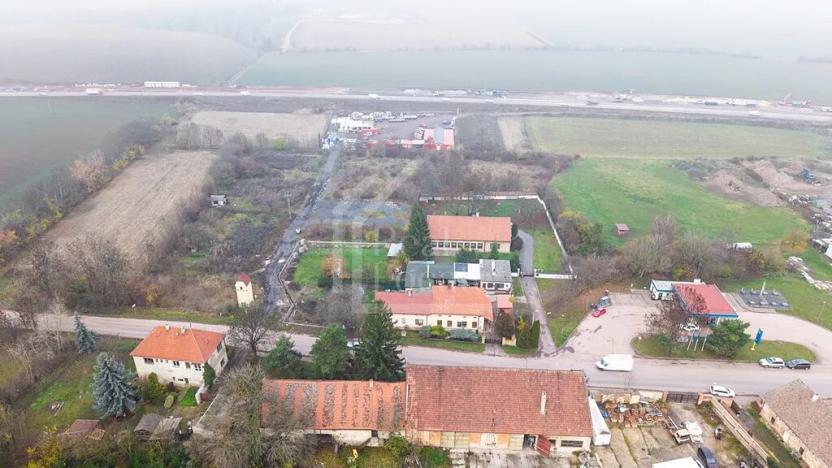 Prodej podílu pozemku, Třebíz, 161602 m2