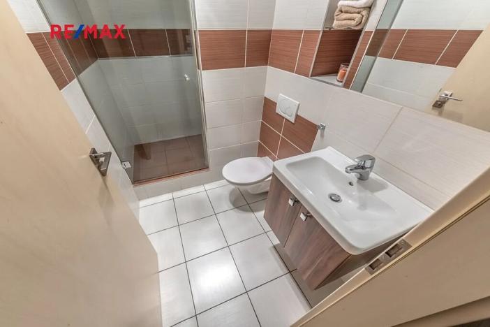 Pronájem bytu 2+kk, Praha - Kamýk, Krhanická, 54 m2