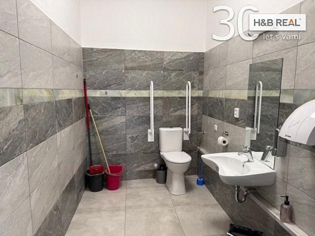 Pronájem komerční, Vsetín, 200 m2