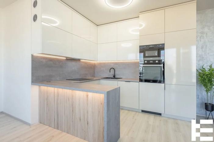 Pronájem bytu 2+kk, Praha - Vysočany, Čerpadlová, 60 m2