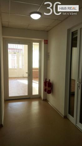 Pronájem obchodního prostoru, Hranice, 195 m2