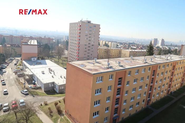 Pronájem bytu 2+kk, Praha - Malešice, U krbu, 51 m2