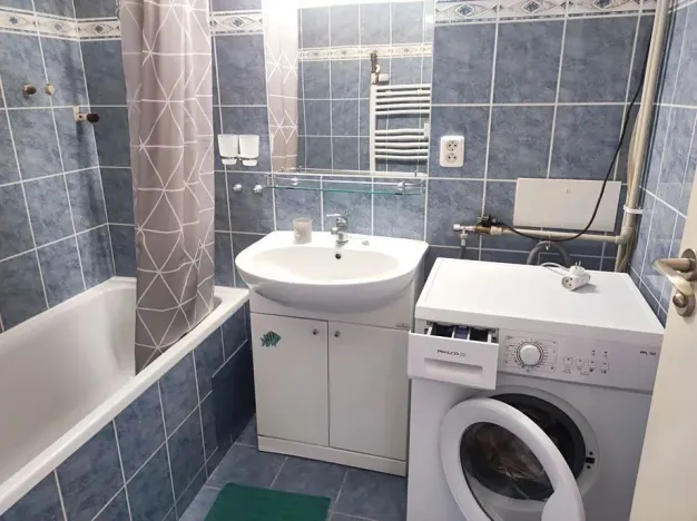 Pronájem bytu 2+kk, Praha - Břevnov, Bělohorská, 38 m2