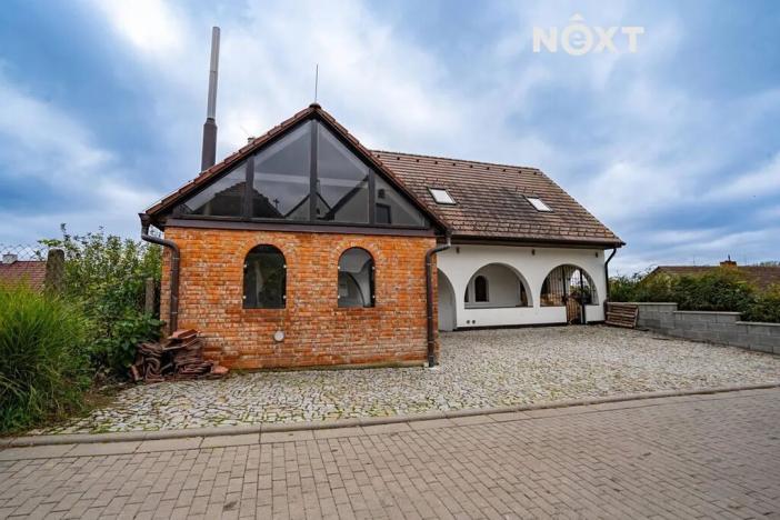 Prodej restaurace, Mutěnice, 450 m2