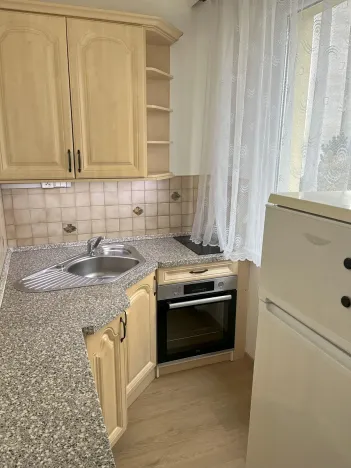 Pronájem bytu 1+1, Praha, Květnového vítězství, 30 m2