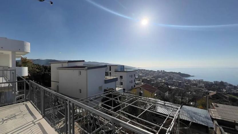 Prodej bytu 2+kk, Dobrá Voda, 65 m2