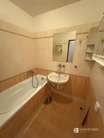 Pronájem bytu 1+1, Pardubice, Karla IV., 35 m2