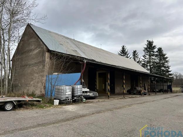 Pronájem skladu, Plchovice, 395 m2