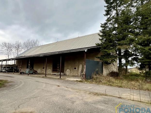 Pronájem skladu, Plchovice, 395 m2