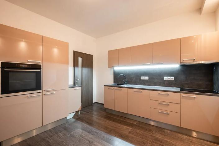 Pronájem bytu 2+1, Nový Bydžov, Komenského, 85 m2