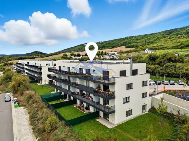 Pronájem bytu 3+kk, Beroun, U Židovského hřbitova, 77 m2