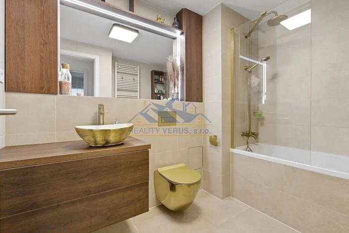 Pronájem bytu 3+kk, Beroun, U Židovského hřbitova, 77 m2