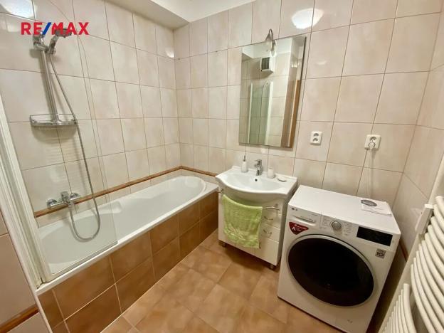 Pronájem bytu 2+kk, Plzeň, Květná, 51 m2