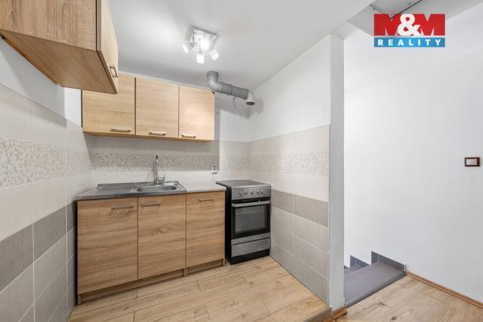 Prodej rodinného domu, Horní Blatná, Vančurova, 230 m2