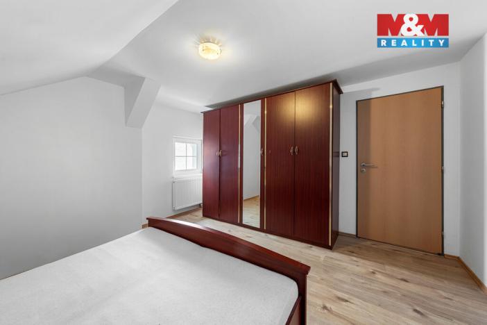 Prodej rodinného domu, Horní Blatná, Vančurova, 230 m2