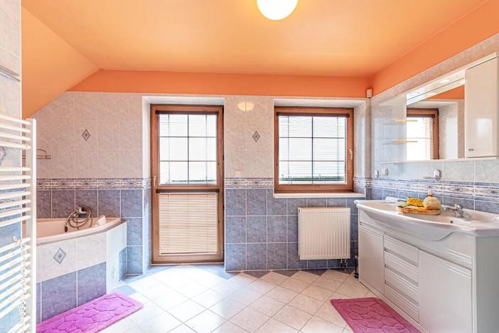 Pronájem rodinného domu, Mnichovo Hradiště, Lomená, 236 m2