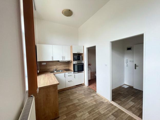 Pronájem bytu 1+kk, Staré Hradiště, U Pošty, 24 m2