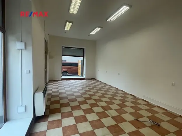 Pronájem obchodního prostoru, Praha - Libeň, Sokolovská, 34 m2