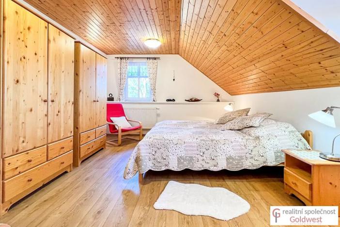 Prodej rodinného domu, Cvikov, 210 m2