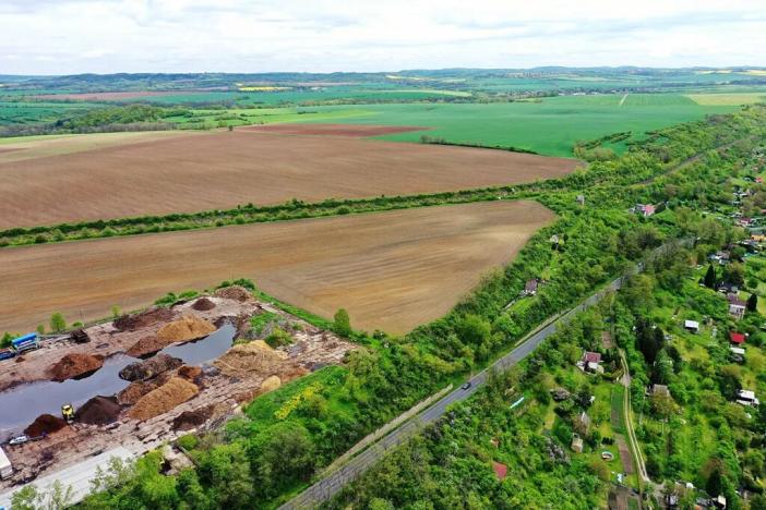 Prodej komerčního pozemku, Štětí, 43932 m2