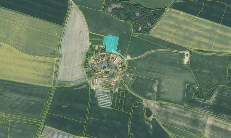 Prodej komerčního pozemku, Velký Malahov, 10605 m2