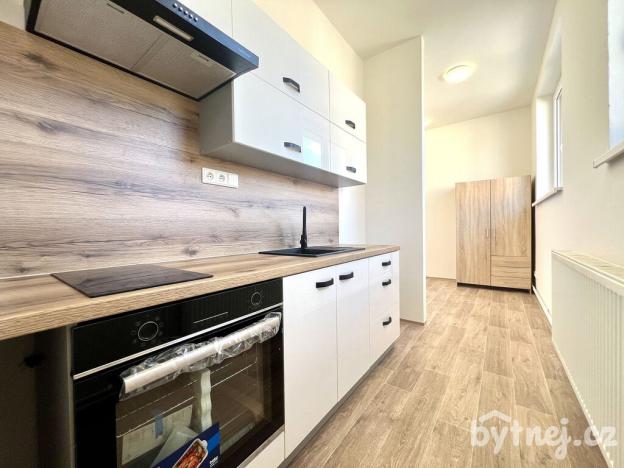 Pronájem bytu 1+1, Olomouc - Hodolany, Rejskova, 31 m2