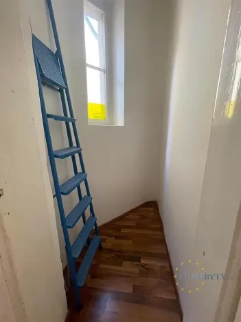 Pronájem bytu 1+1, Praha - Nusle, Slavojova, 40 m2