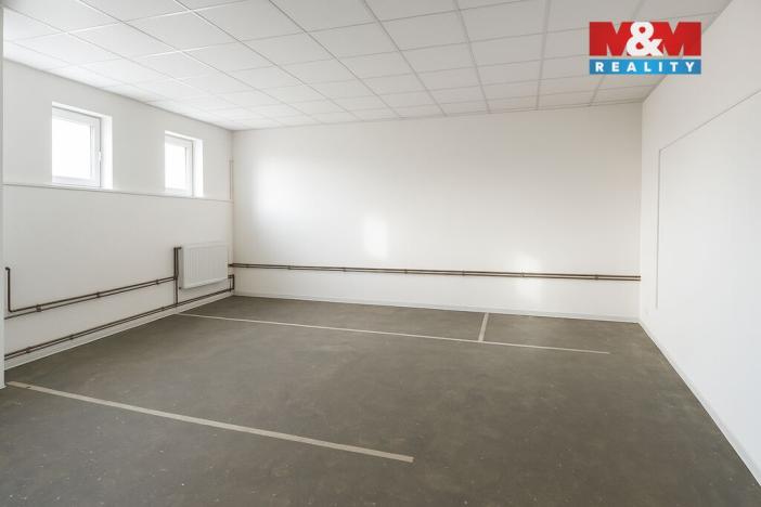 Pronájem výrobních prostor, Hradec Králové, U Jednoty, 350 m2