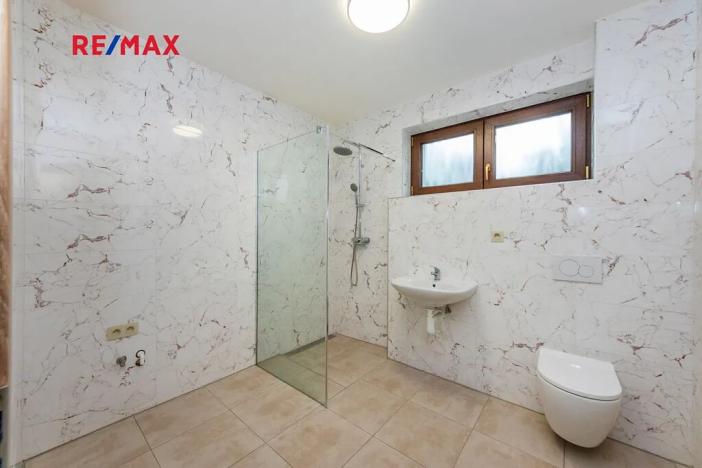 Pronájem bytu 3+kk, Praha - Lipence, K Vlásence, 138 m2