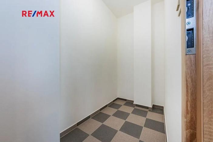 Pronájem bytu 3+kk, Praha - Lipence, K Vlásence, 138 m2