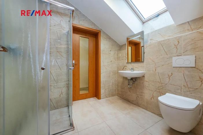 Pronájem bytu 3+kk, Praha - Lipence, K Vlásence, 138 m2