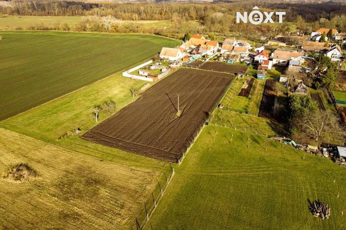 Prodej pozemku pro bydlení, Lednice, 4530 m2