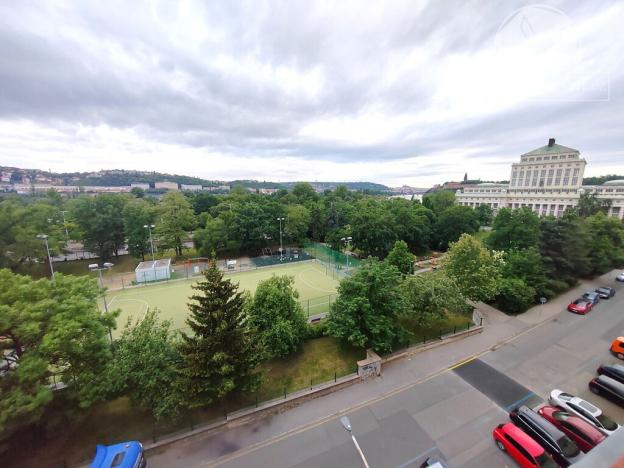 Pronájem bytu 1+kk, Praha - Podolí, Podolská, 36 m2